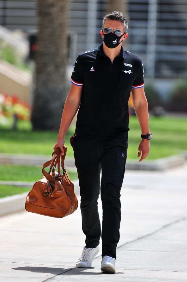"Alonso no se ha vuelto un piloto lento de un dia para otro"